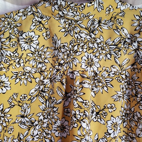 Denim & Co. | Woven Mustard Floral Button Blouse - Picture 3 of 7